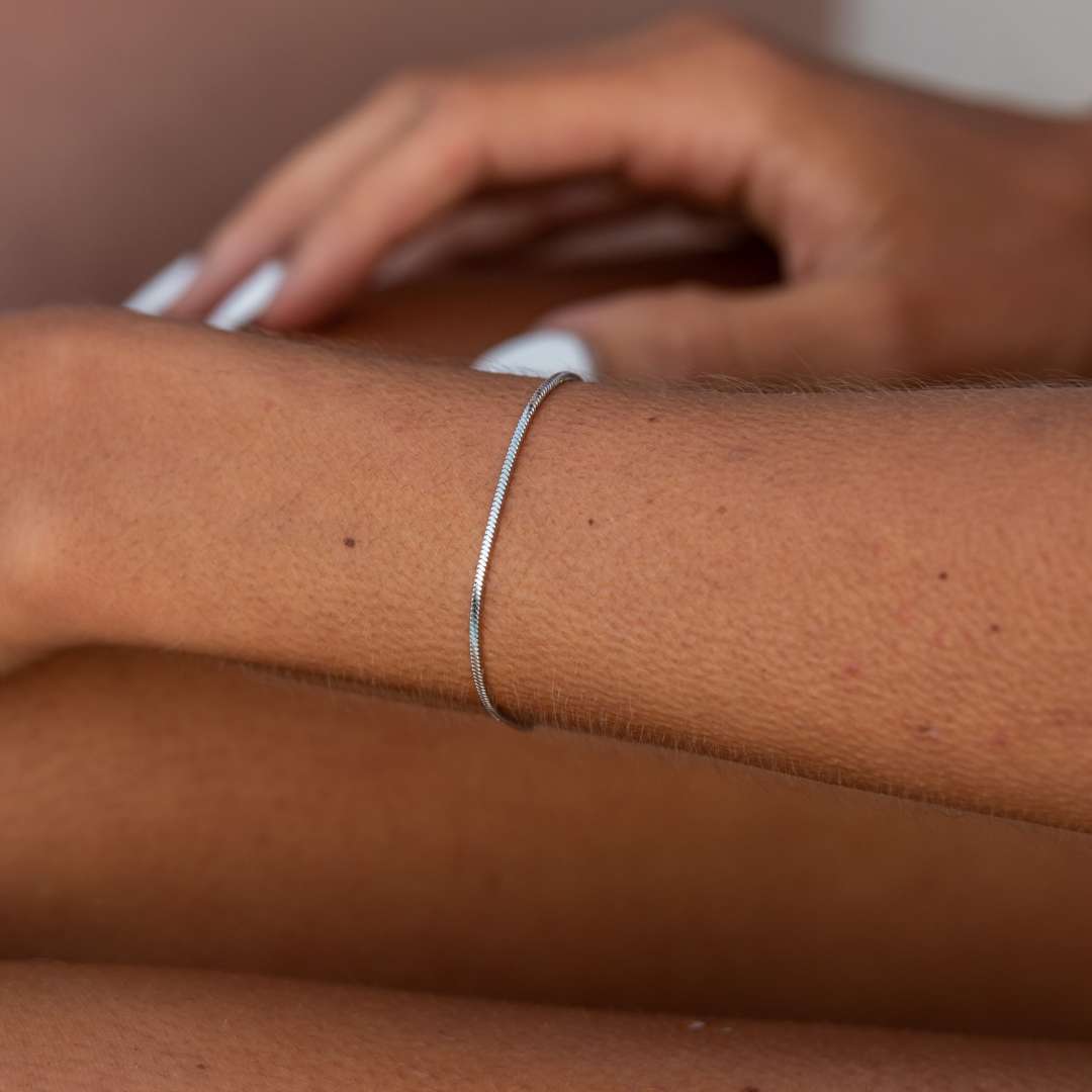 BRACELET AVEC PLAQUE GRAVÉE